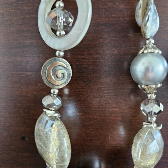 Necklace - Picture 5 of 6